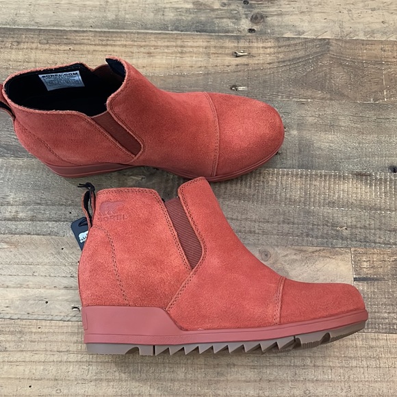 Sorel Evie pull on suede bootie - Picture 8 of 9